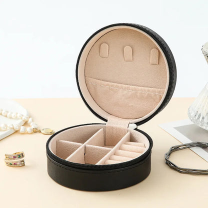 Boîte à bijoux en cuir rigide de poche